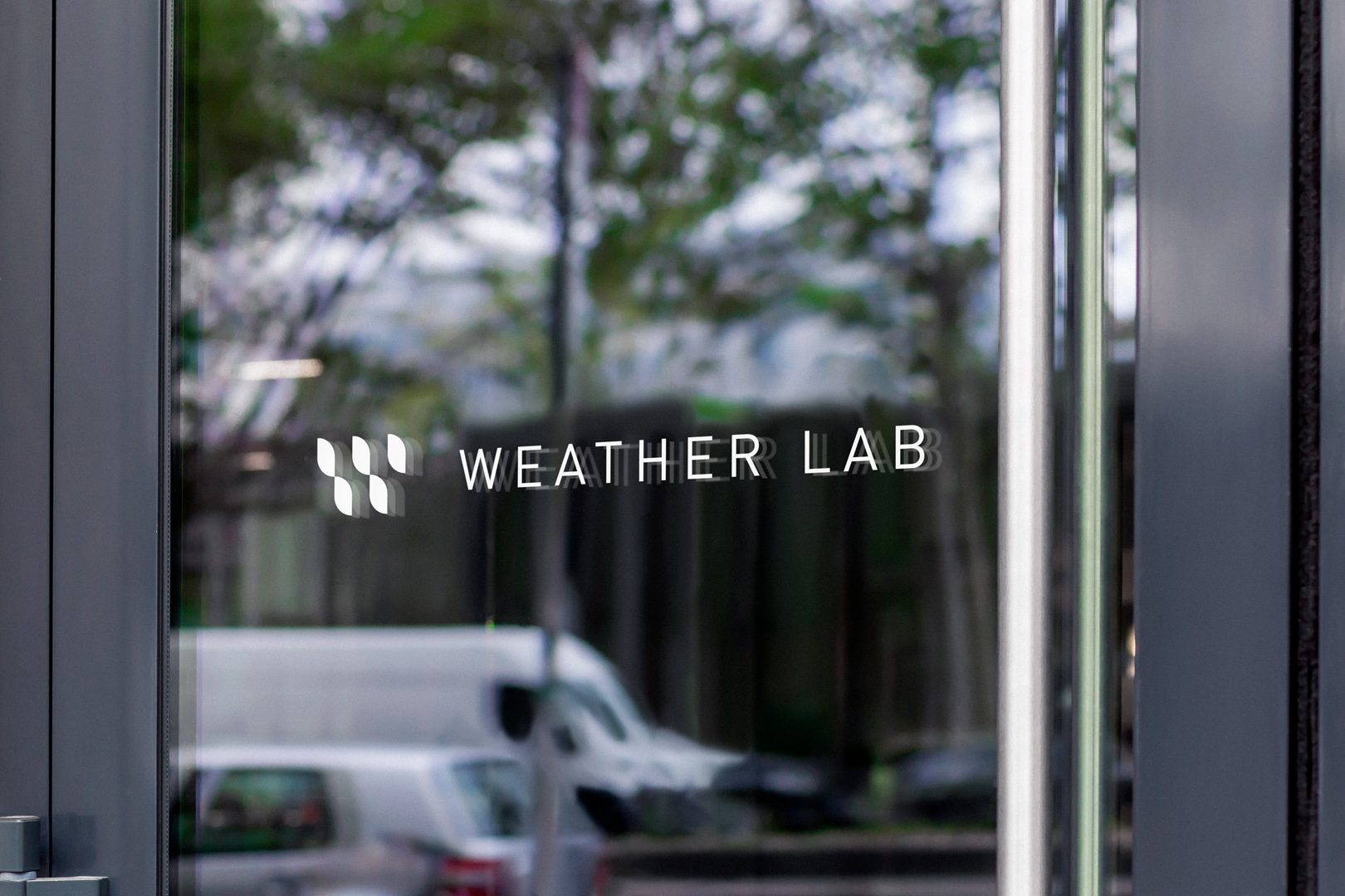 WEARECAPRI portfolio weather lab: Glass door2
